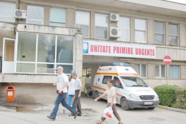Femeia de serviciu a Primăriei Mangalia a murit, după ce a căzut în gol